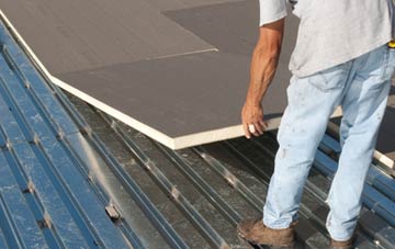 benefits of insulating Forewoods Common flat roofing